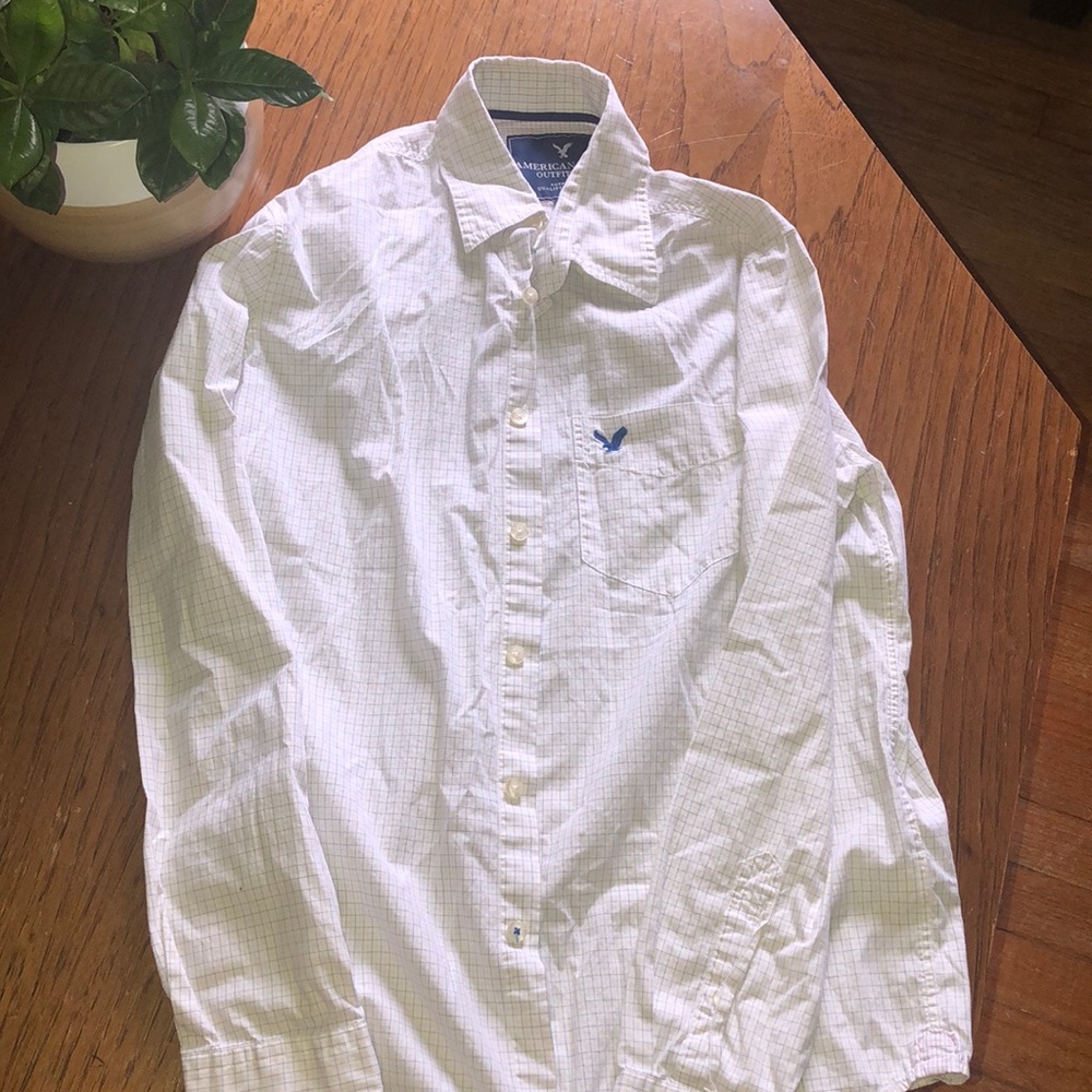 AMERICAN EAGLE BUTTON DOWN